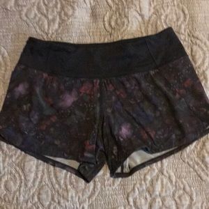 Lululemon Runtimes II-Frozen Flourish Multi sz 6